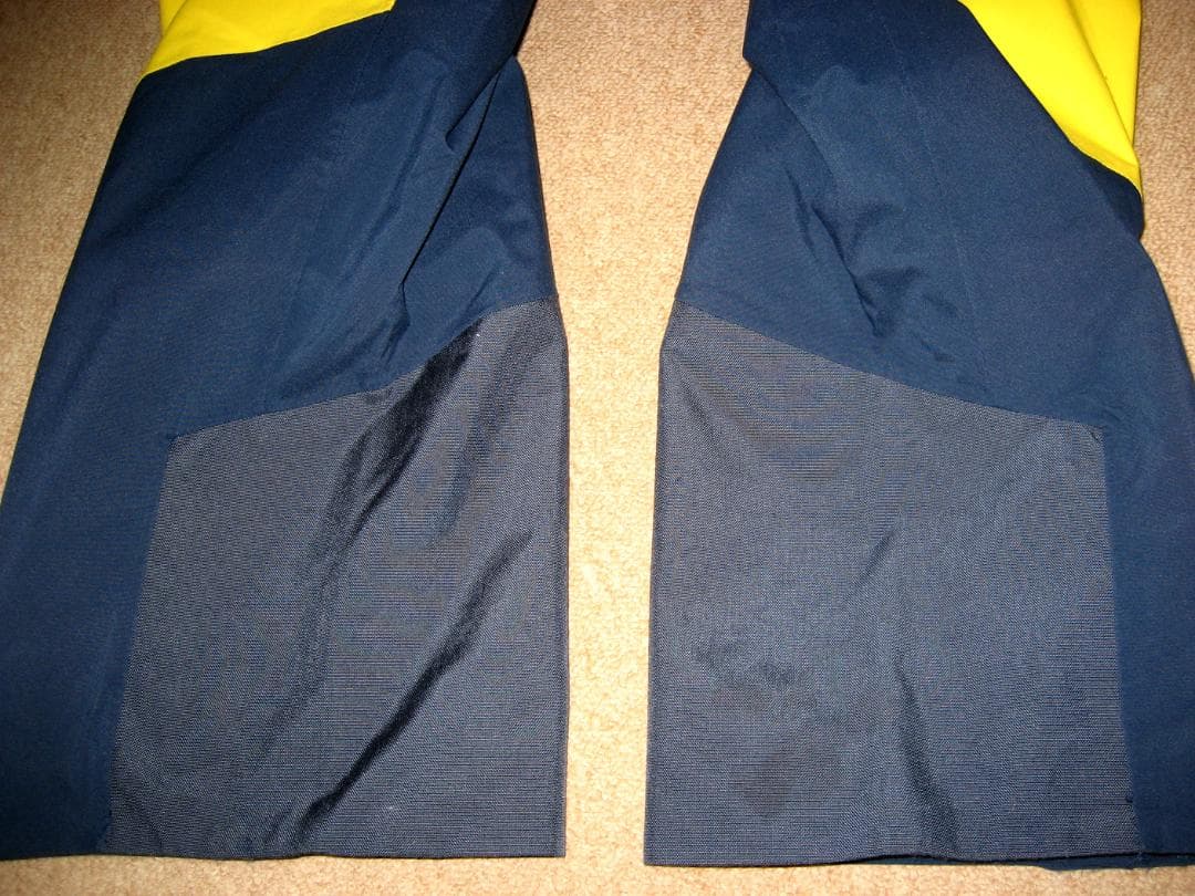 ゴールドウィン 高機能ウェア 上下Lサイズセット　デカロゴ