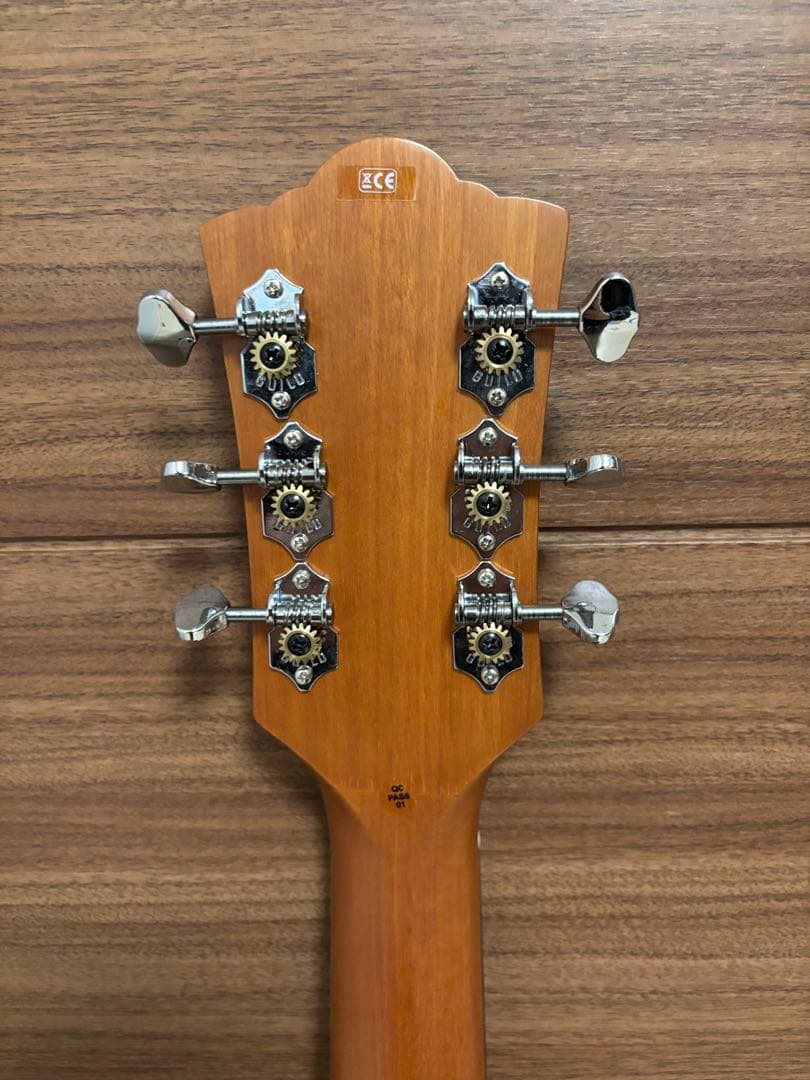 最終価格　GUILD OM-240CE NT