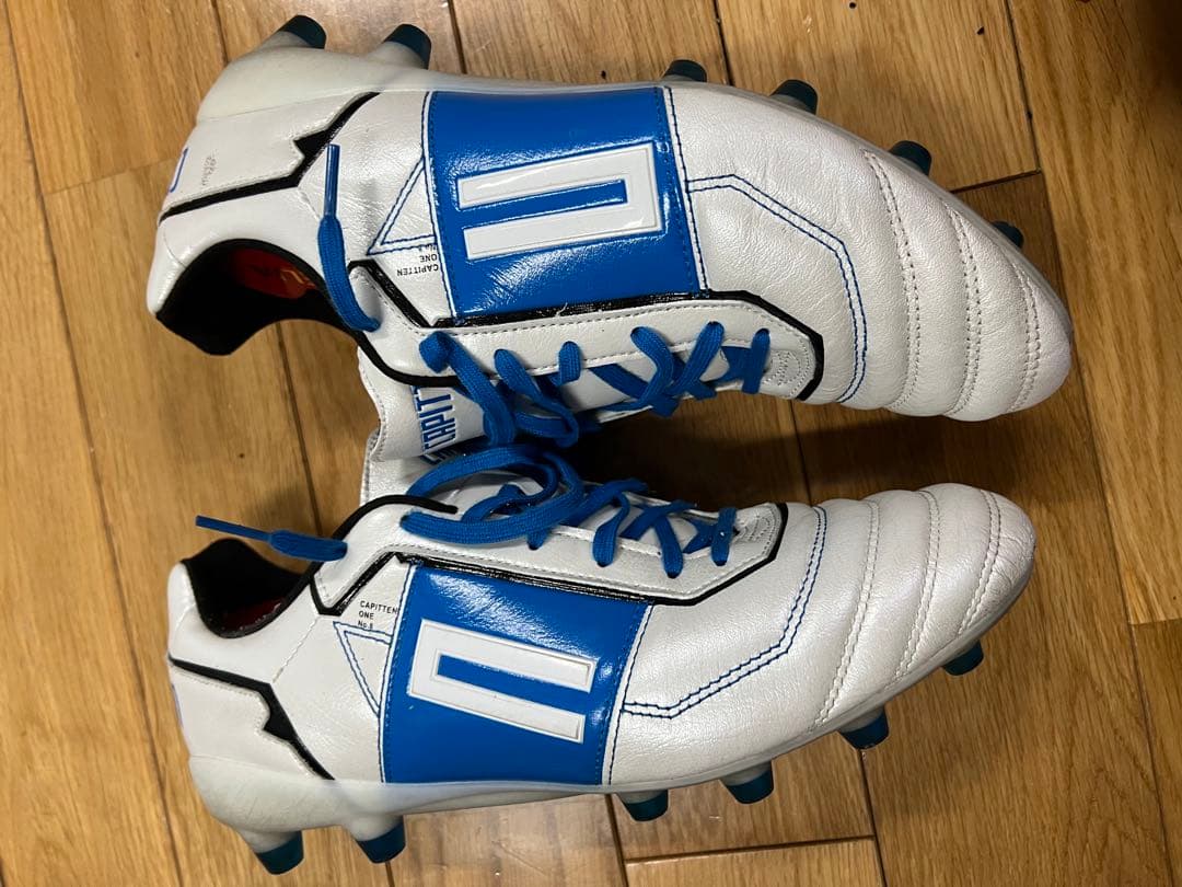 シューズ capitten