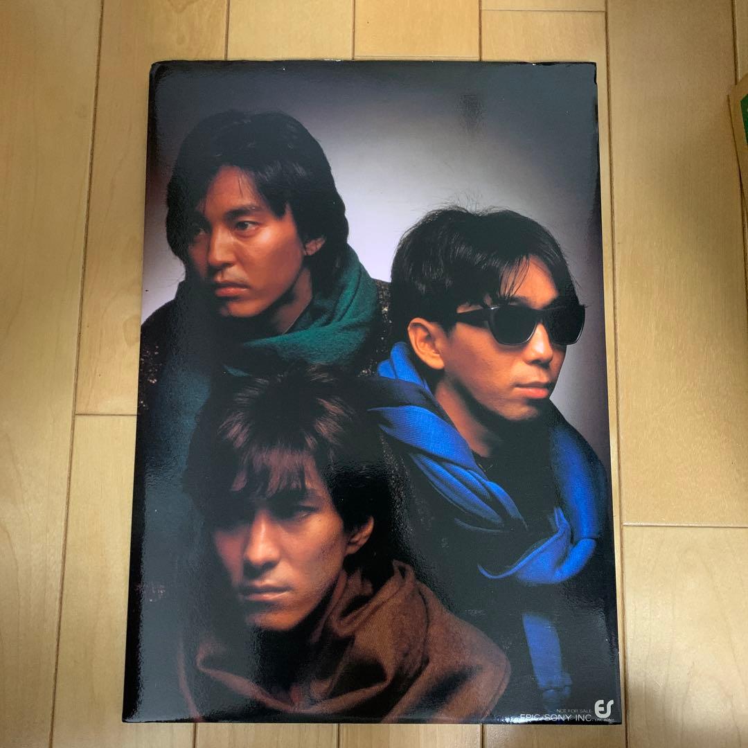 TMNETWORK パネルとサイン