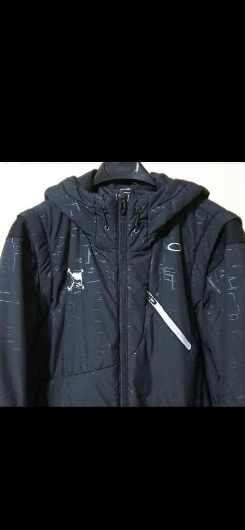 OAKLEYゴルフジャケットSKULLSPATIAL PADDED JACKET