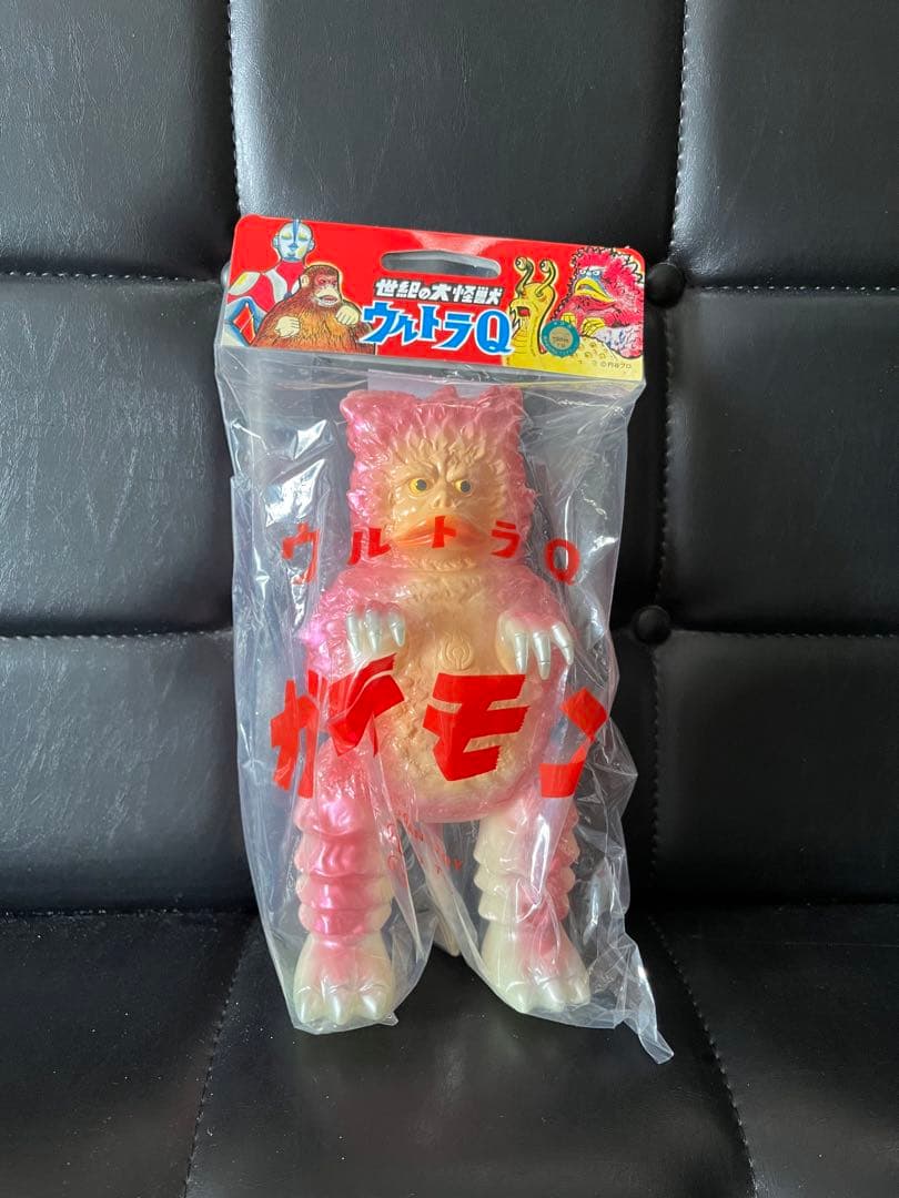 ガラモン　ピンクメタリック　畜光版