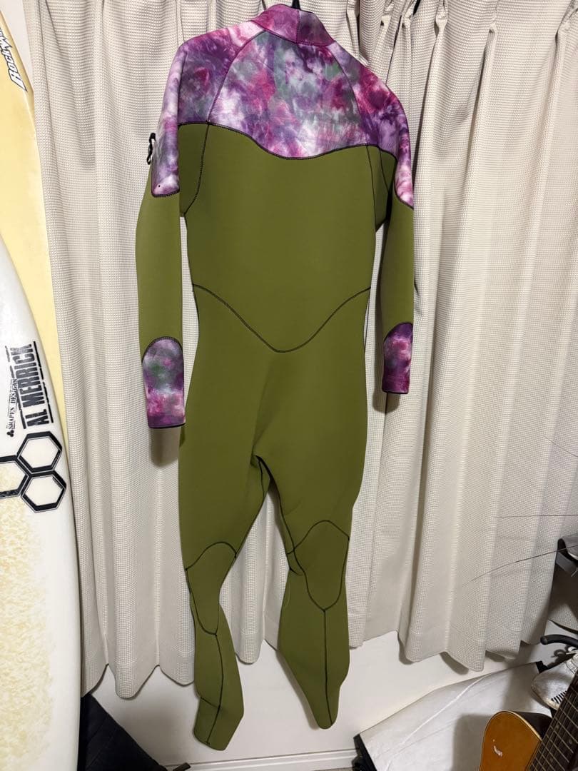 mellowサーフウエットスーツ