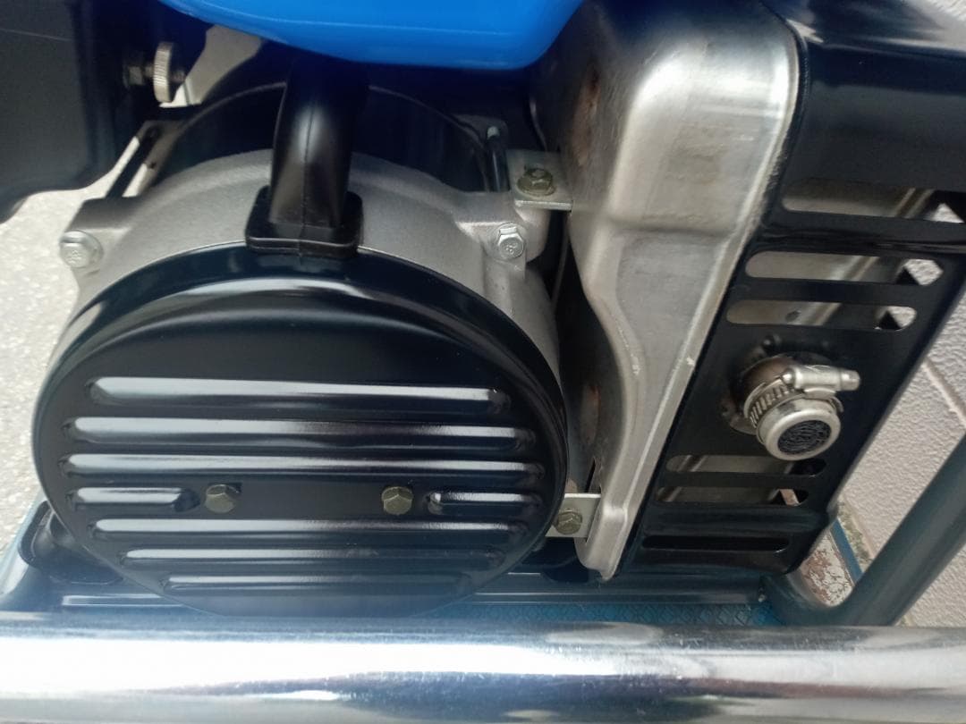 美品　YAMAHA　ヤマハ　エンジン発電機　EF23H