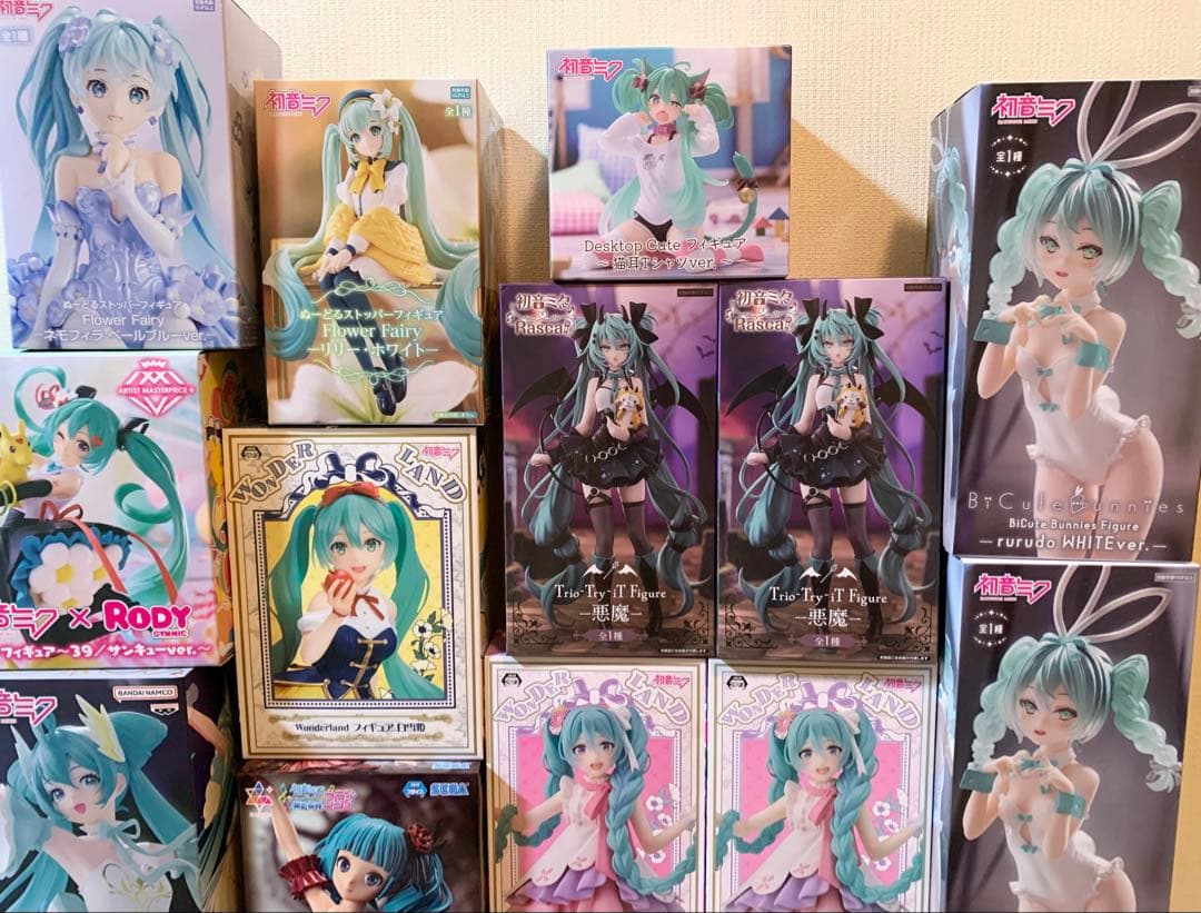 美少女フィギュア　初音ミク　フィギュア　18点セット　まとめ売り