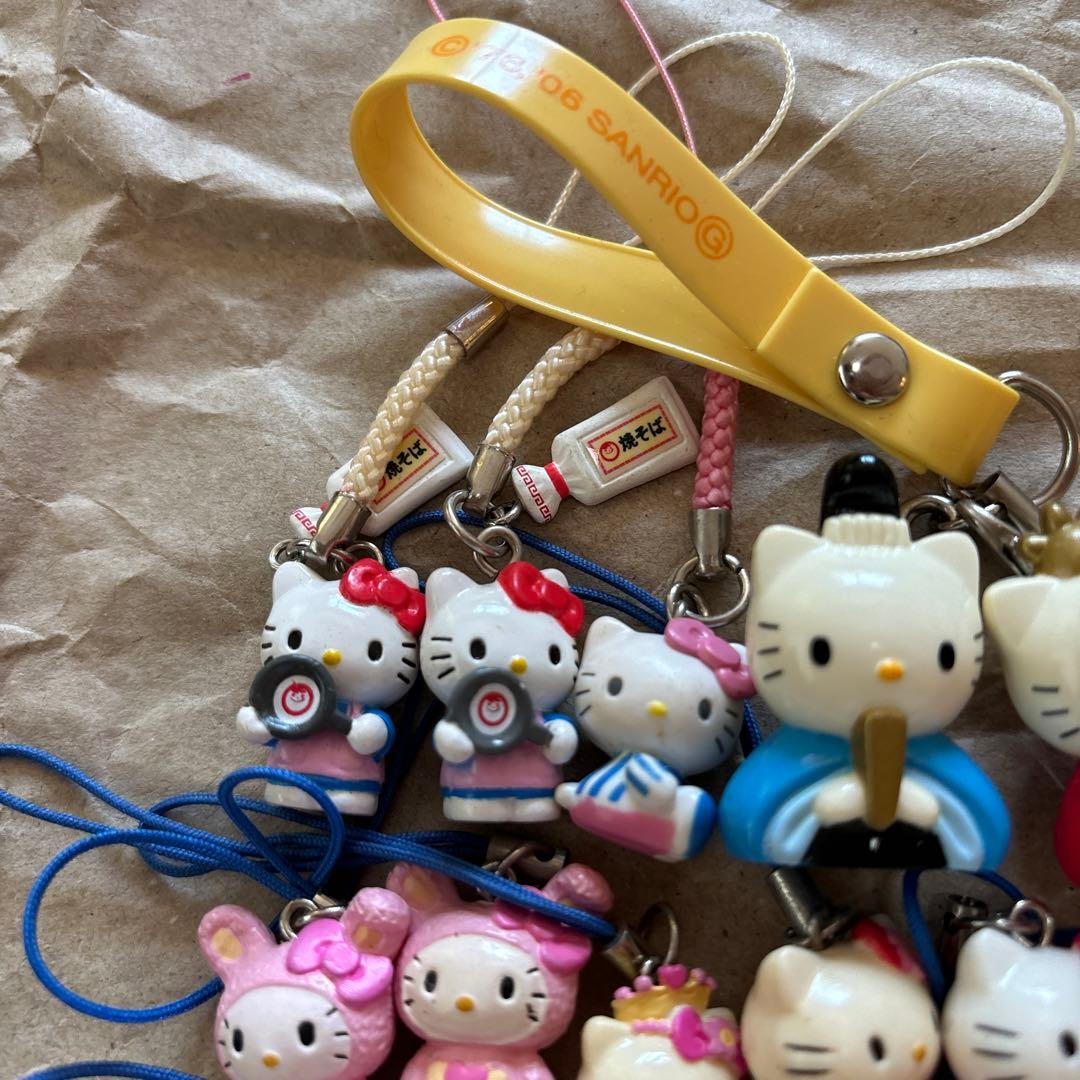 レトロ　ハローキティ　ストラップ