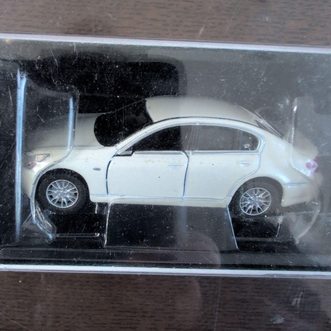 タカラトミー トミカリミテッド Nissan Skyline 350GT