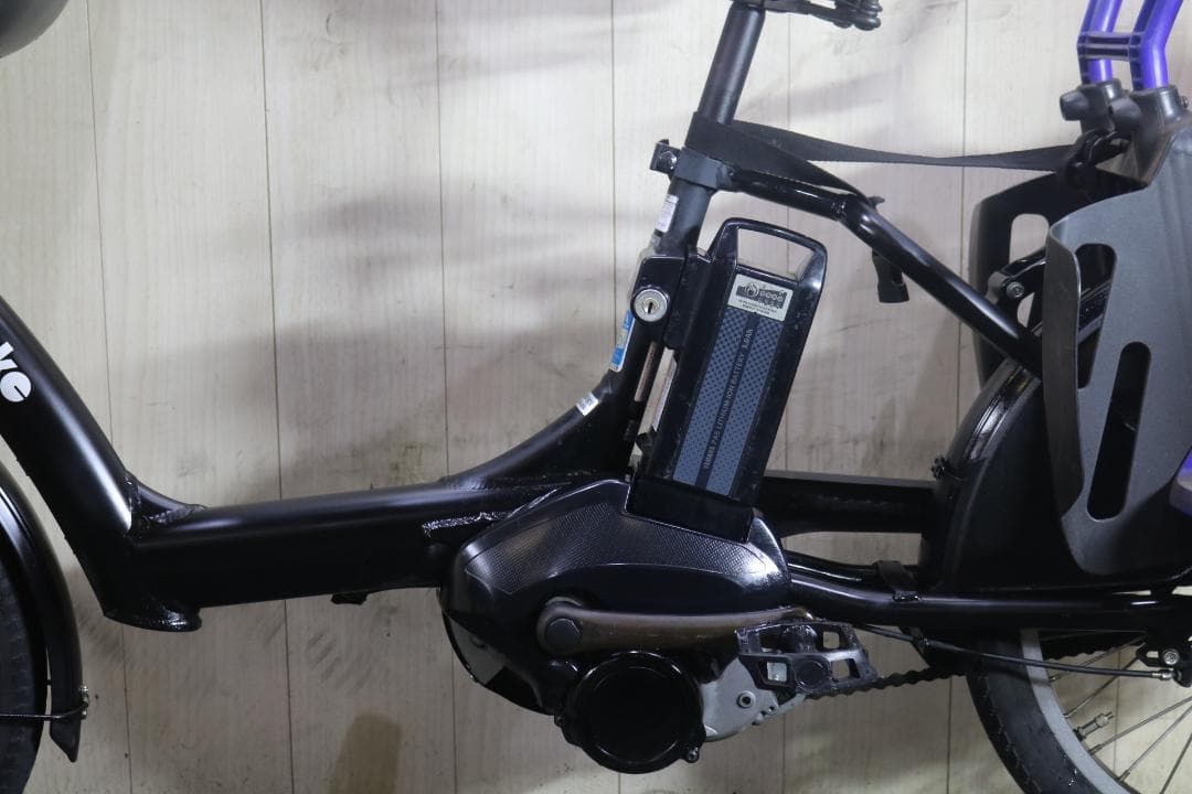 ブリヂストン bikke POLAR e BRCC49 20型 8.7AH 黒