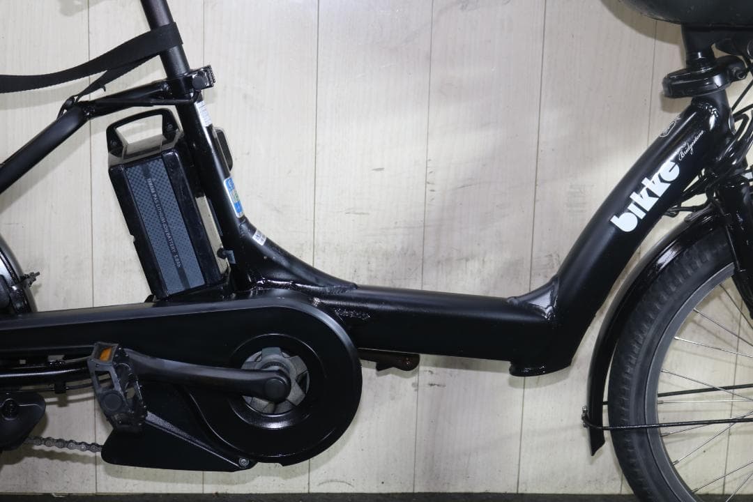 ブリヂストン bikke POLAR e BRCC49 20型 8.7AH 黒