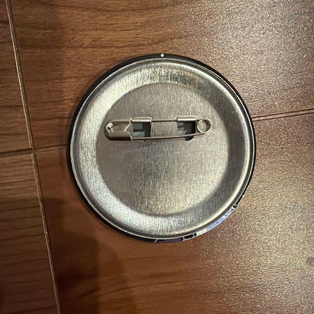 呪術廻戦 ぴた！でふぉめ オープニング　缶バッジ　五条悟