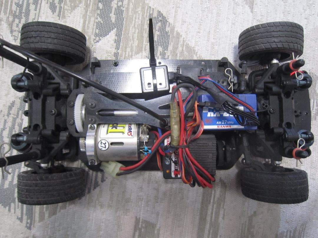 完全動作品 1/10 ジェネティック カスタム ダッツンブル