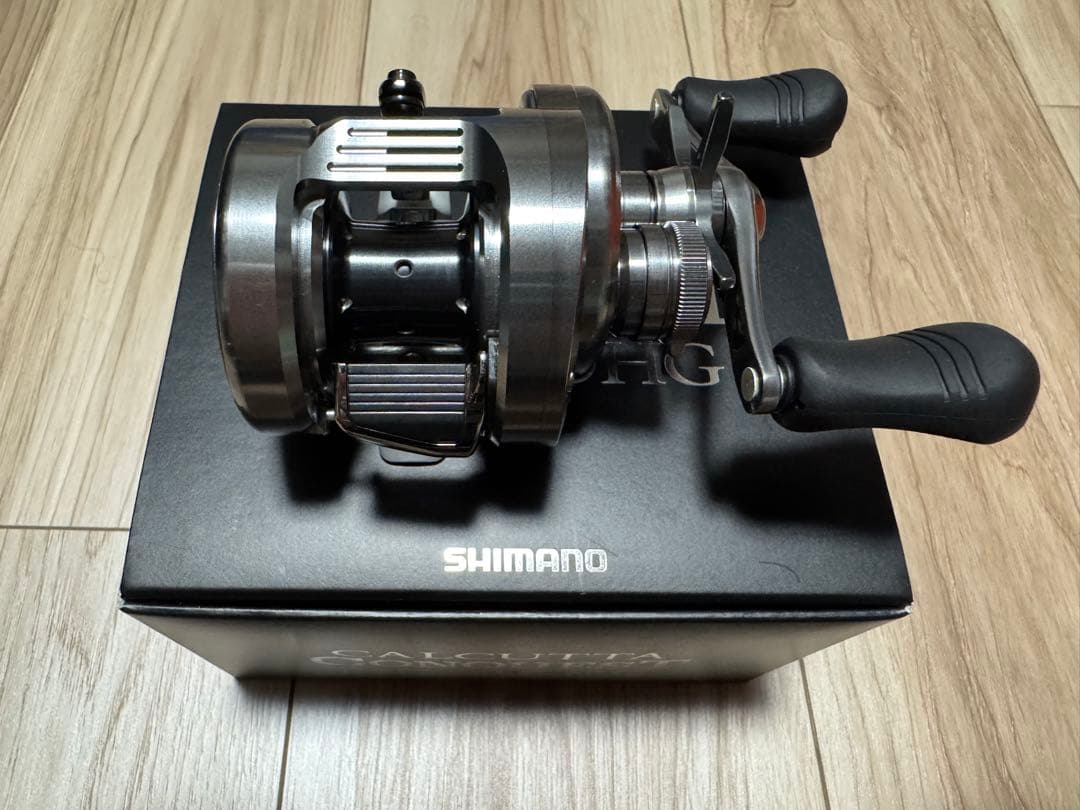 【ピケさま専用】【美品】シマノ 20 カルカッタコンクエスト DC 100HG