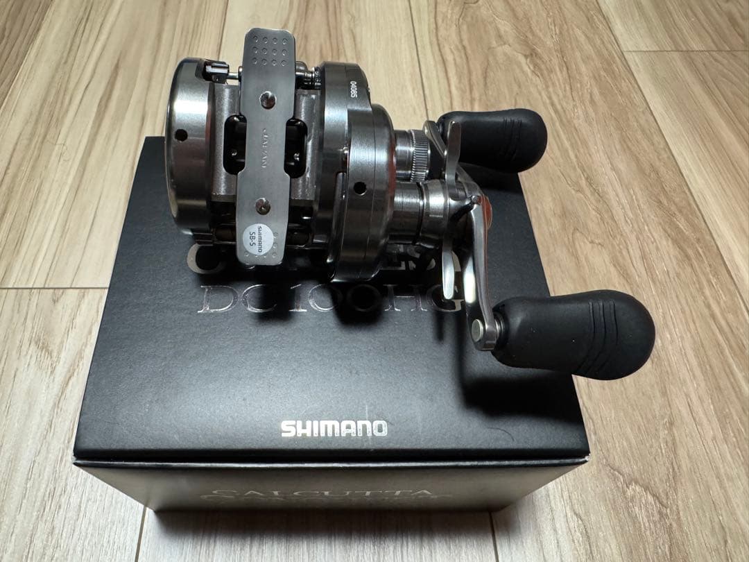 【ピケさま専用】【美品】シマノ 20 カルカッタコンクエスト DC 100HG