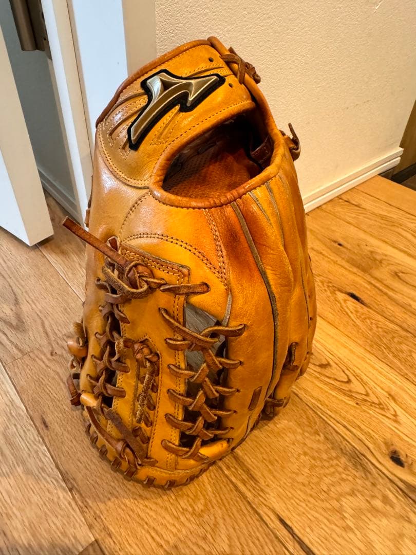 ミズノ軟式大人用グローブ