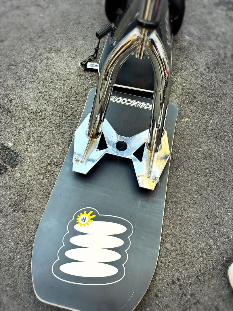 スノースクート　メッキフレーム　非貫通ブッシュ　キャスター付きキャリーバッグ