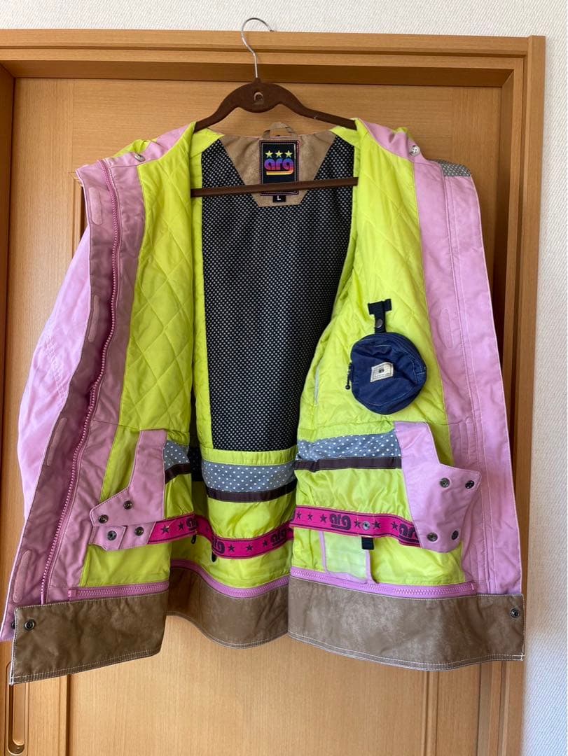 arg エーアールジー　スノボウェア　ボードウェア　スノーボード　ROXY