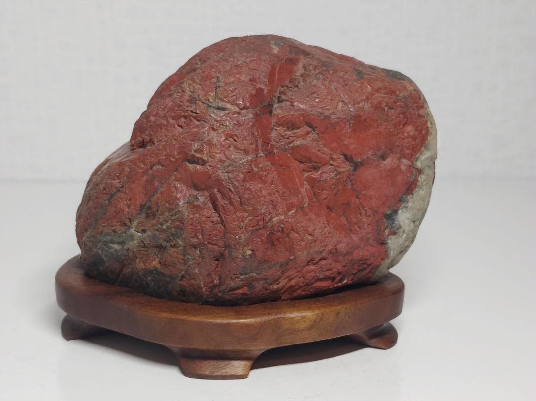 佐渡産 1.1kg 赤玉石 赤石 原石 鑑賞石 自然石 誕生石 鉱物 鉱石 水石