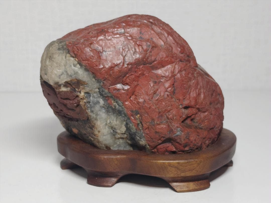 佐渡産 1.1kg 赤玉石 赤石 原石 鑑賞石 自然石 誕生石 鉱物 鉱石 水石