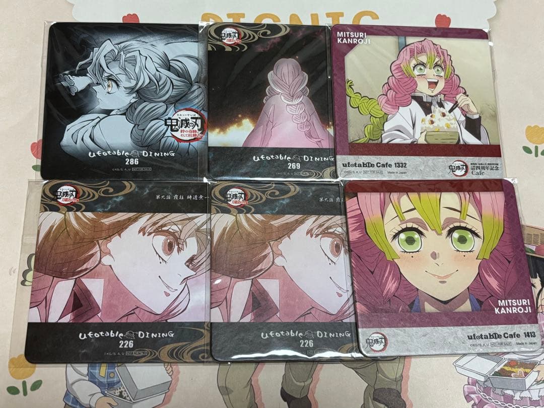 鬼滅の刃　甘露寺蜜璃　コースター　13枚　まとめ売り