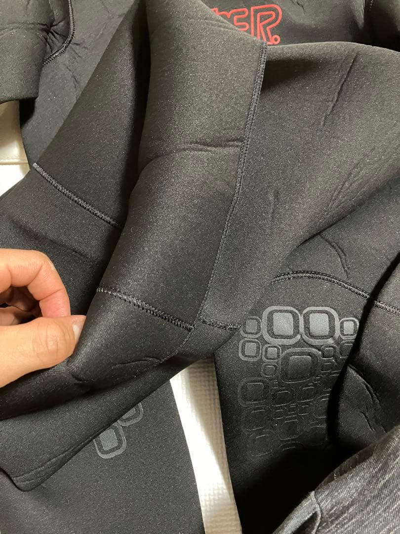 ウエットスーツ　魚突き　手銛