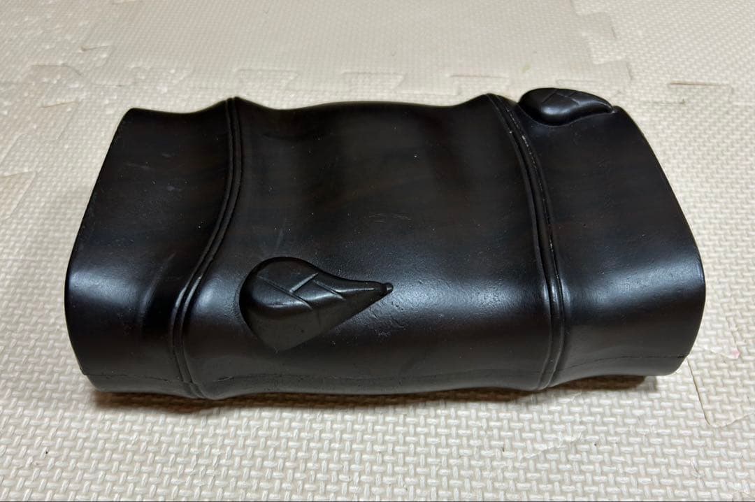 『旧蔵漢詩紋松花硯』は中国十大名硯の一つである松花硯 乾龍六年　在銘