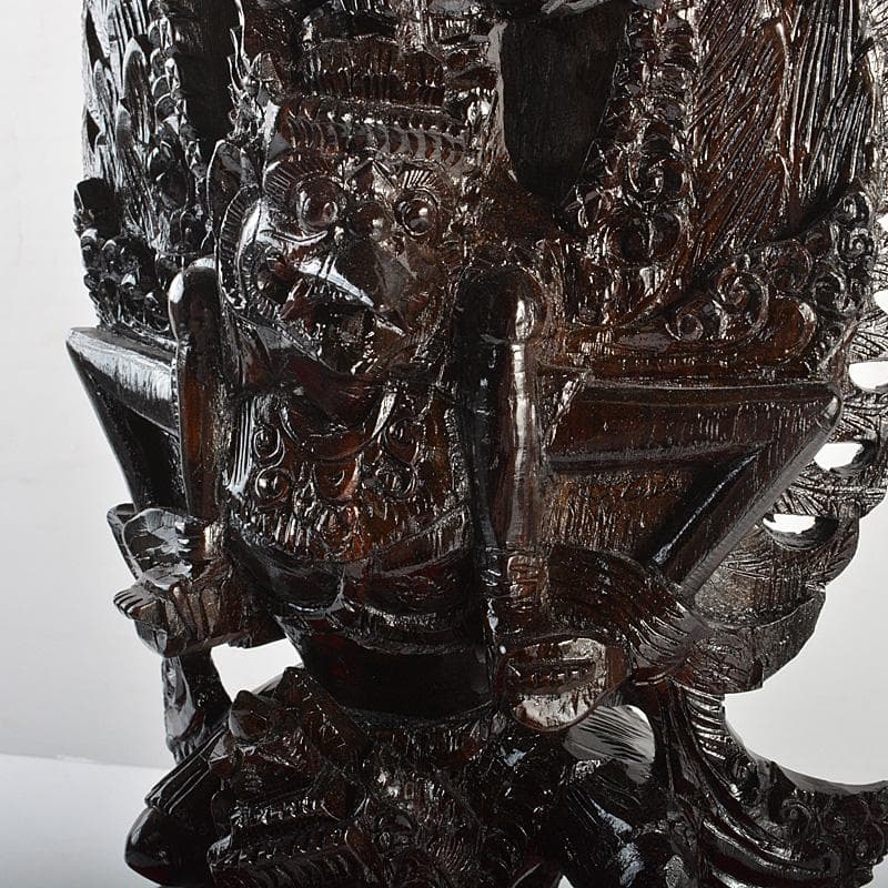 バリ島　インドネシア　木彫　ガルーダ　置物　ガラスケース付　V　6070C