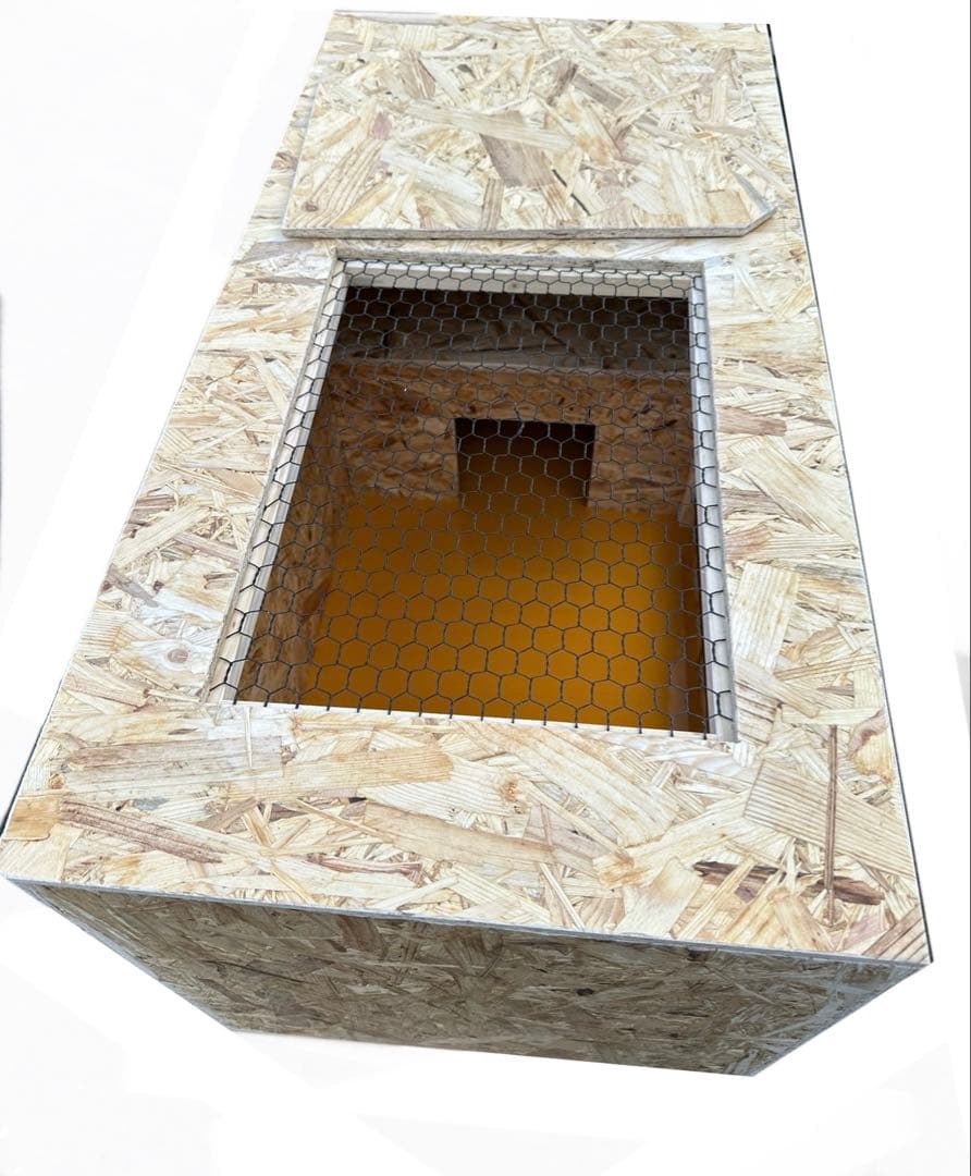 隠れ家付き　爬虫類ケージ