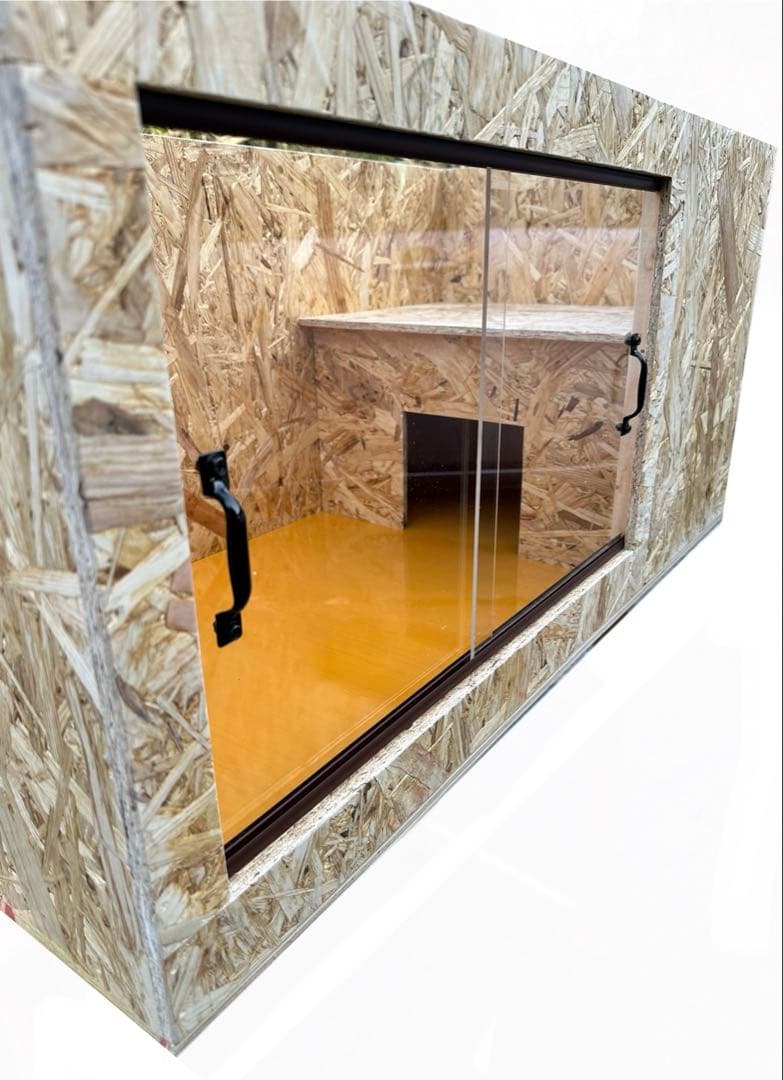 隠れ家付き　爬虫類ケージ