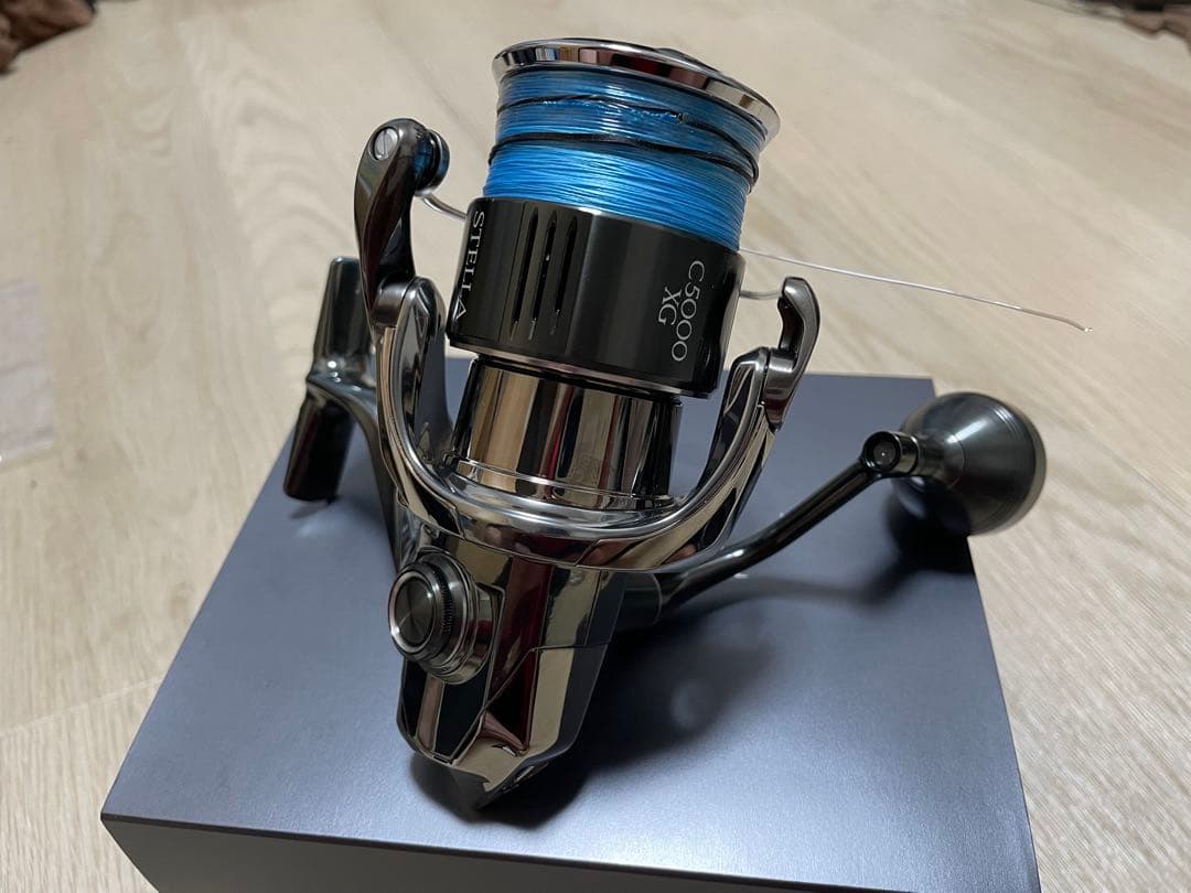 美品　シマノ　22ステラ　C5000XG おまけ付き