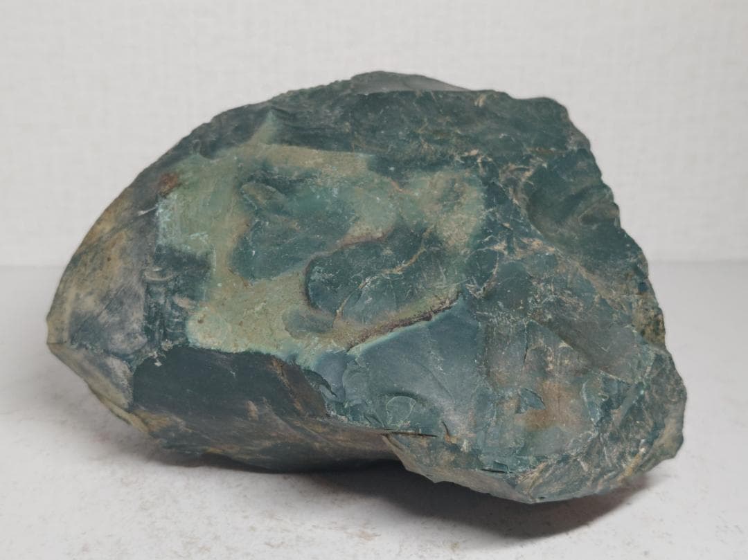 出雲石 4kg 碧玉 青瑪瑙 原石 鑑賞石 自然石 誕生石 鉱物 鉱石 水石