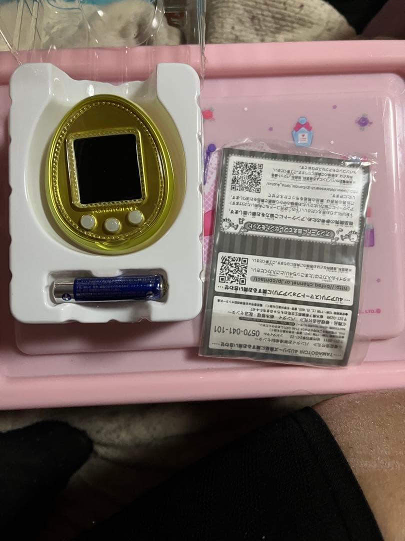 Tamagotchi 4U+ レモンイエロー