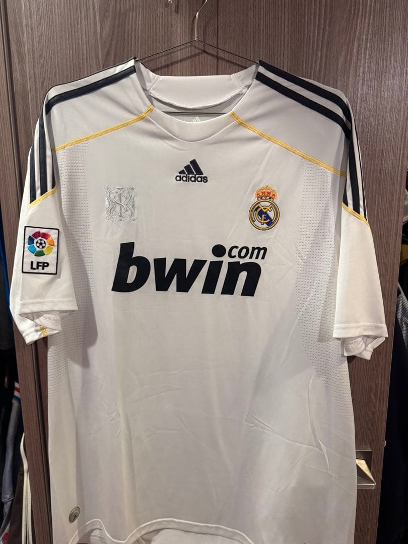 激レア アディダス レアルマドリード シャビアロンソ ユニフォーム フットボール