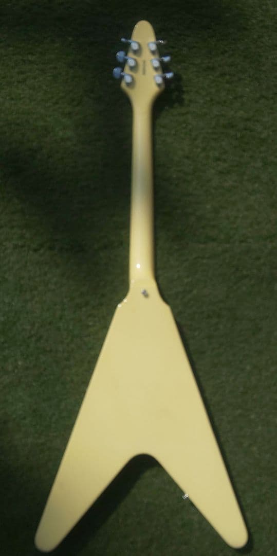 Edwards E-FV-85DフライングV エレキギター クリーム