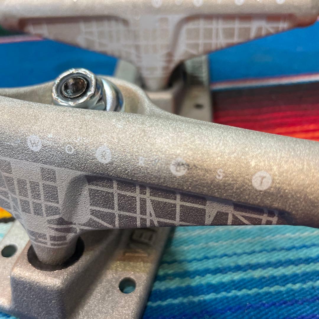 ベンチャーWORST スケートボード トラック グレーシルベンチャー5.2low