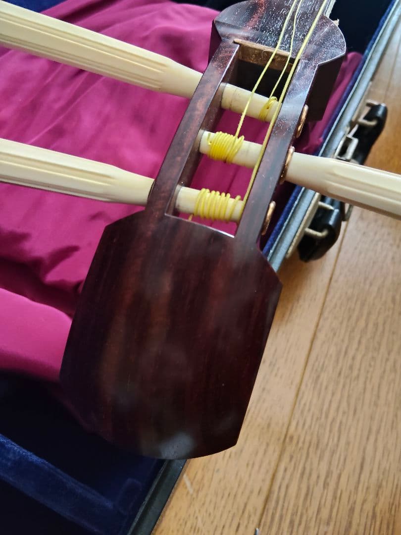 三味線　細棹　ハードケース付き　年代物　ヴィンテージ　昭和