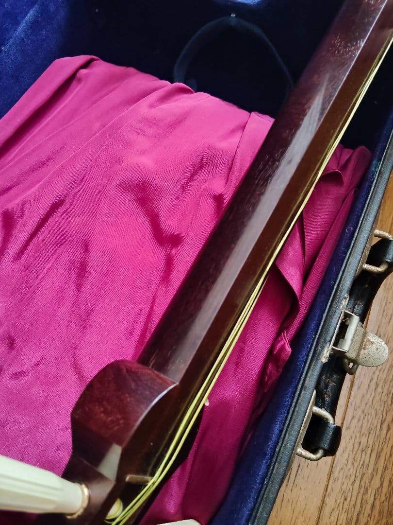 三味線　細棹　ハードケース付き　年代物　ヴィンテージ　昭和