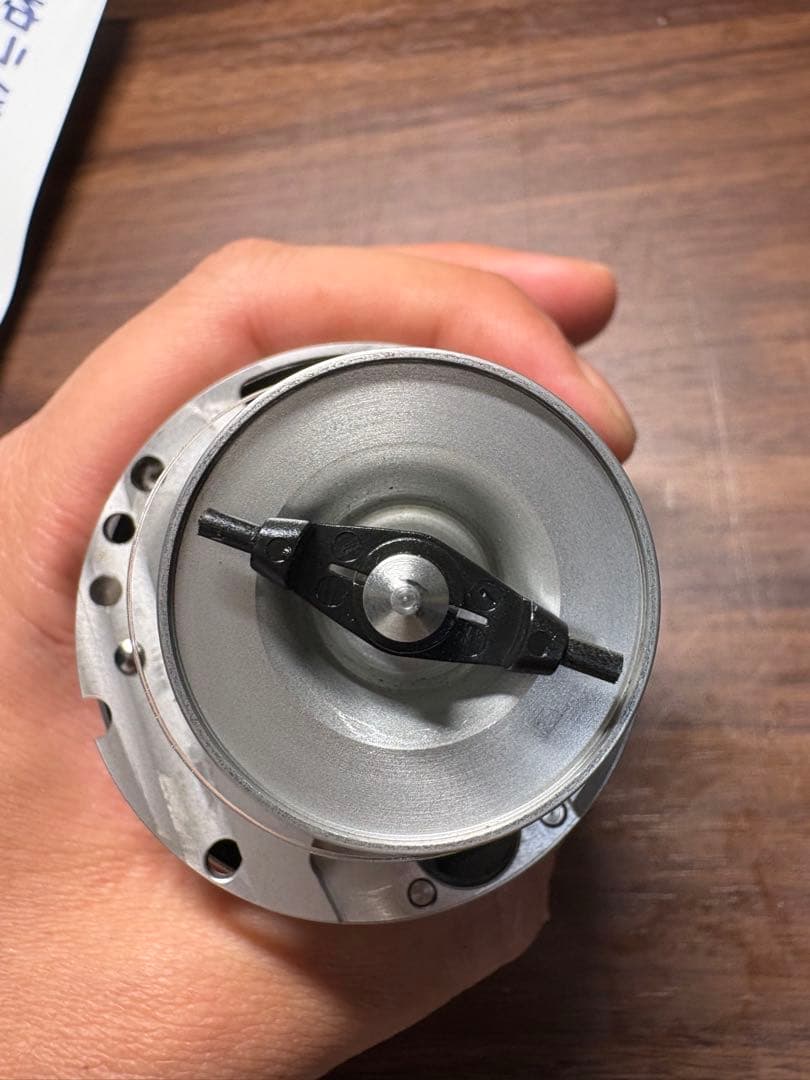 Abu モラム SX1601C 内部写真追加しました。