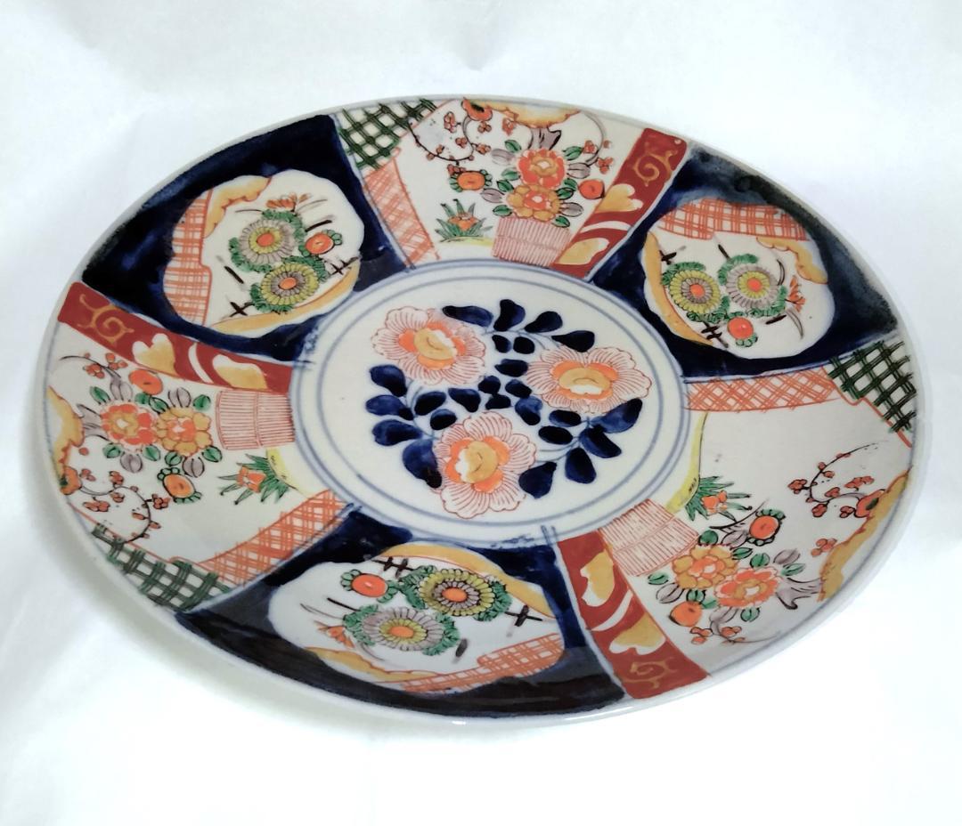 大皿 『椿・菊・梅 (中央丸・周囲六面)』 古伊万里 Aa-110