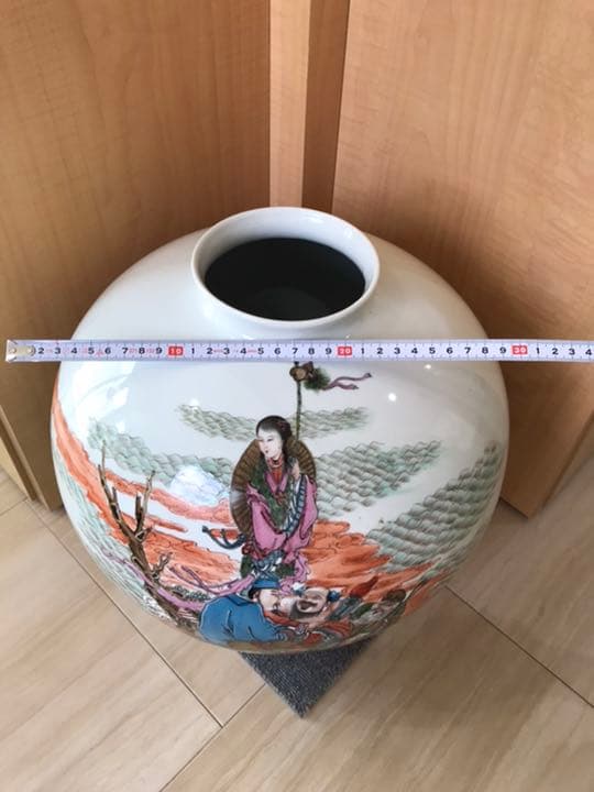 中国の古いツボ