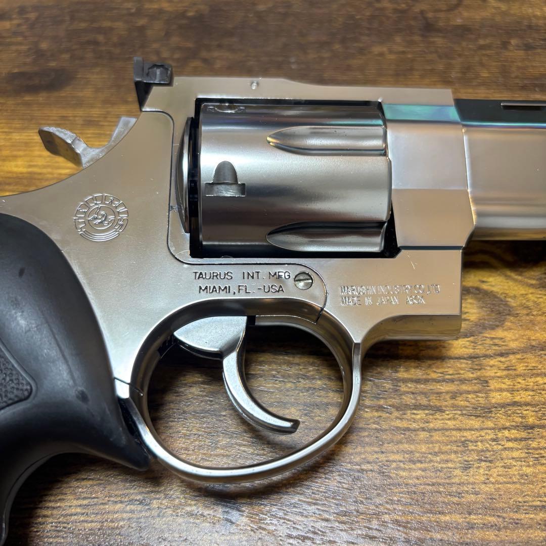 S*l様 レイジングブルマキシTAURUS社公認 ４４マグナム　絶版　希少品　8