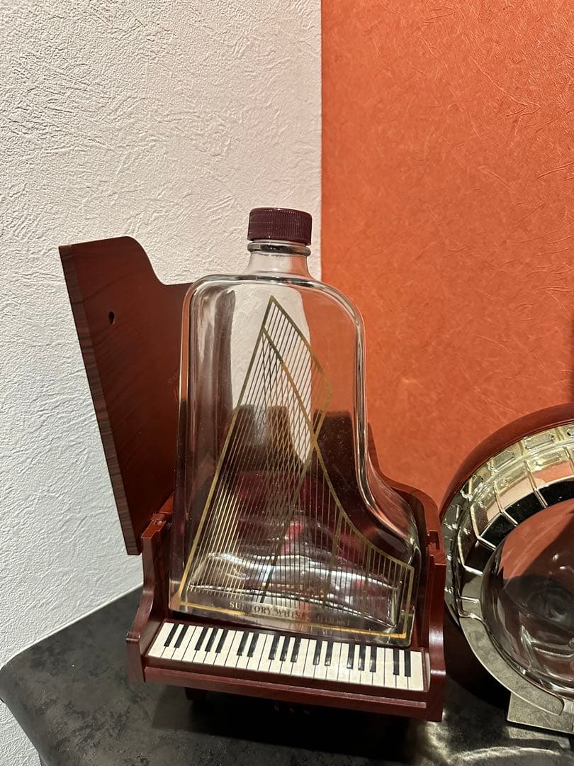 SUNTORY 楽器ボトル 空瓶（デキャンタ）2点セット ピアノ＆バンジョー