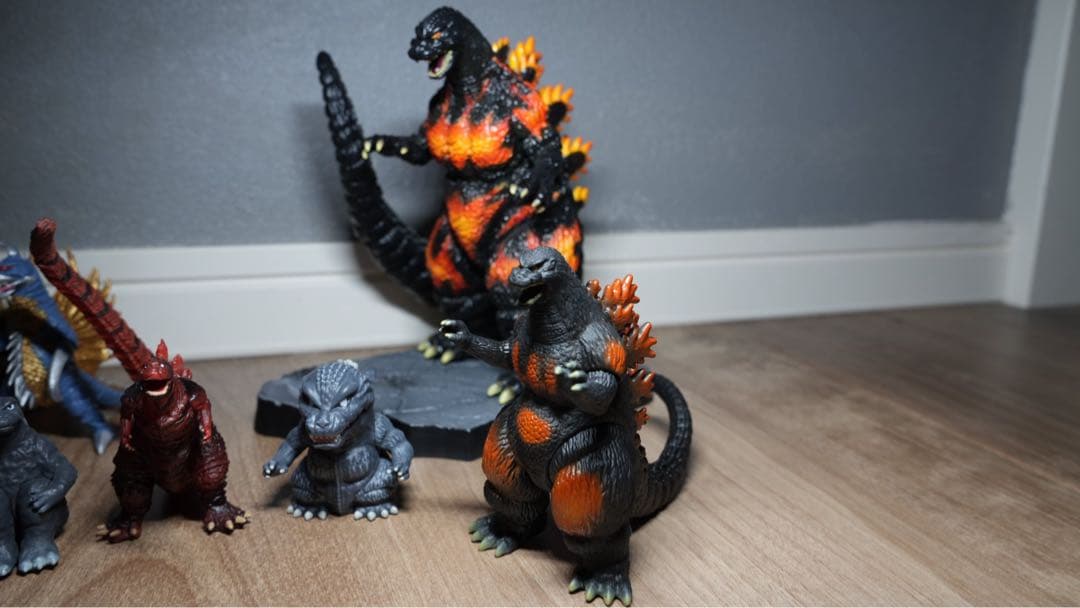 ゴジラ　フィギュア　グッズ　大量まとめ売り