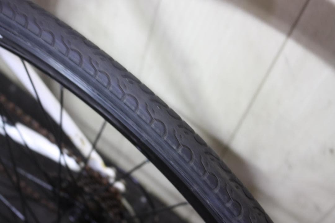 GRAPHISグラフィス 700C シマノ21速 490mm ロードバイク