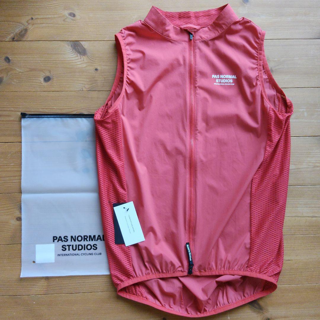 パスノーマルスタジオ MECHANISM STOW AWAY GILET