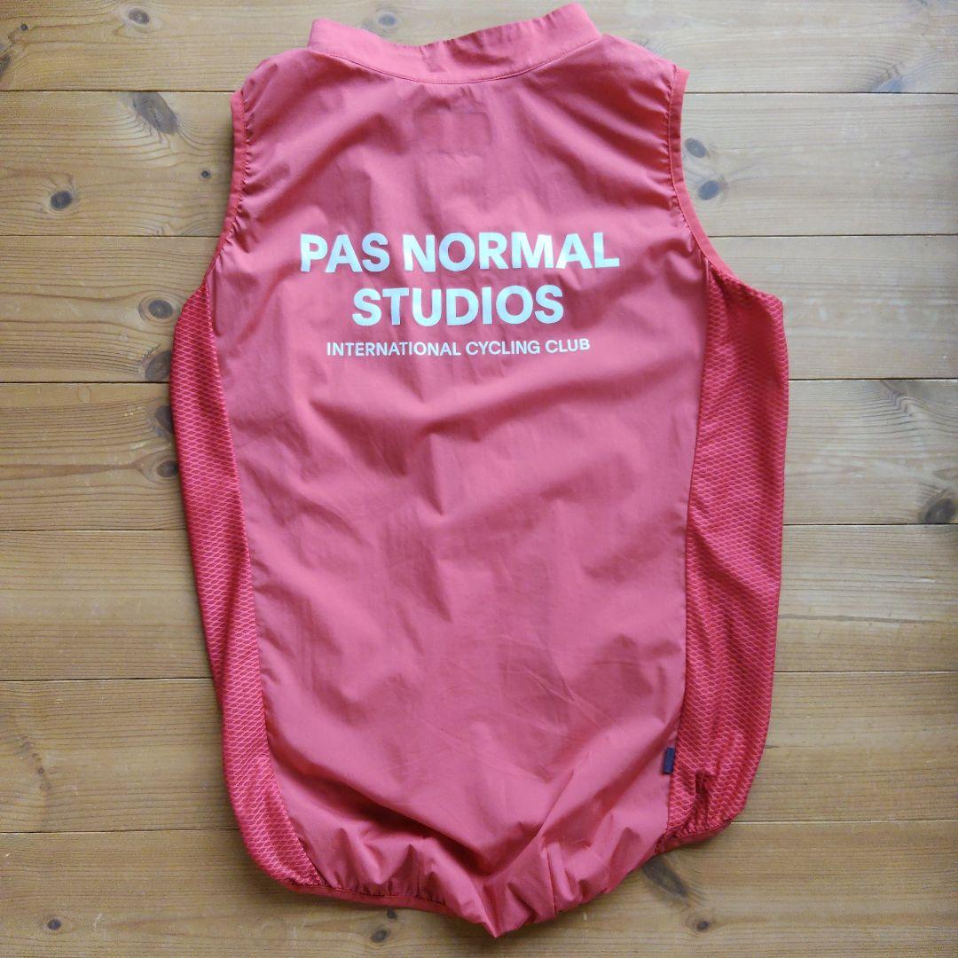 パスノーマルスタジオ MECHANISM STOW AWAY GILET