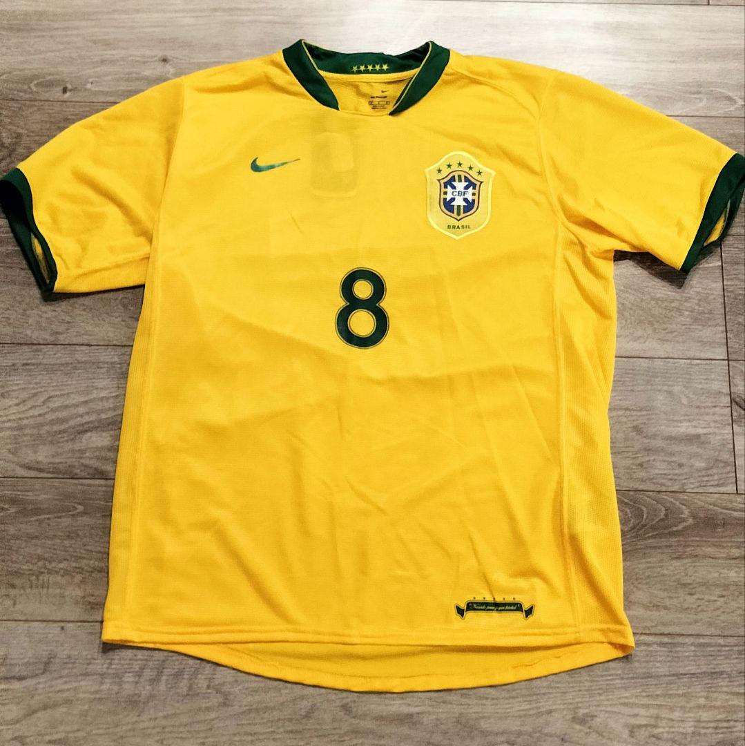 サッカー　ユニフォーム　ブラジル　KAKÁ 8番 ロナウド9番　ナイキ