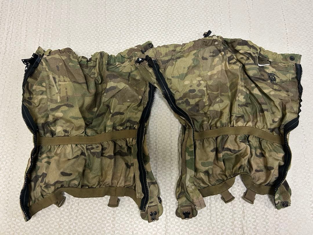 激レア品！ タスマニアンタイガー ゲイター L （ペア)