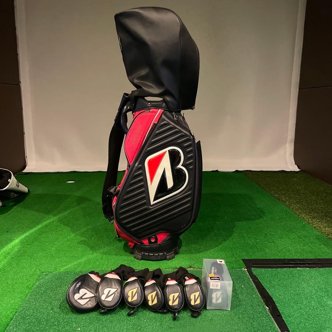 BRIDGESTONE プロ支給品2024中古大型キャディバッグ　ヘッドカバー付