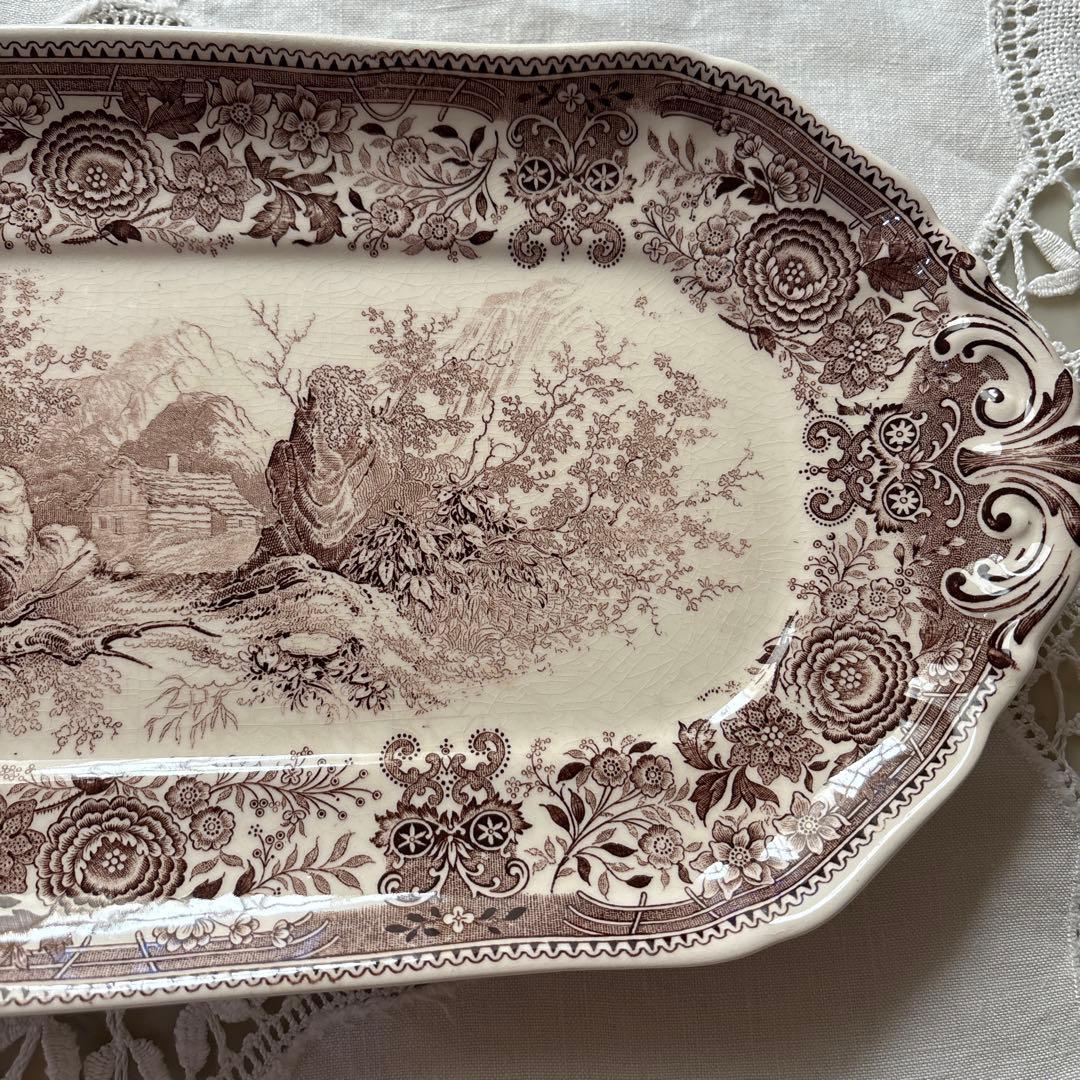 ドイツ　アンティーク　ヴィンテージ　ビレロイ&ボッホ　ケーキプレート　ブラウン