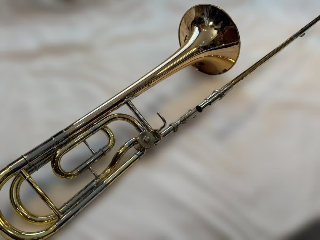 YAMAHAテナーバストロンボーン Customモデル　YSL-8420G